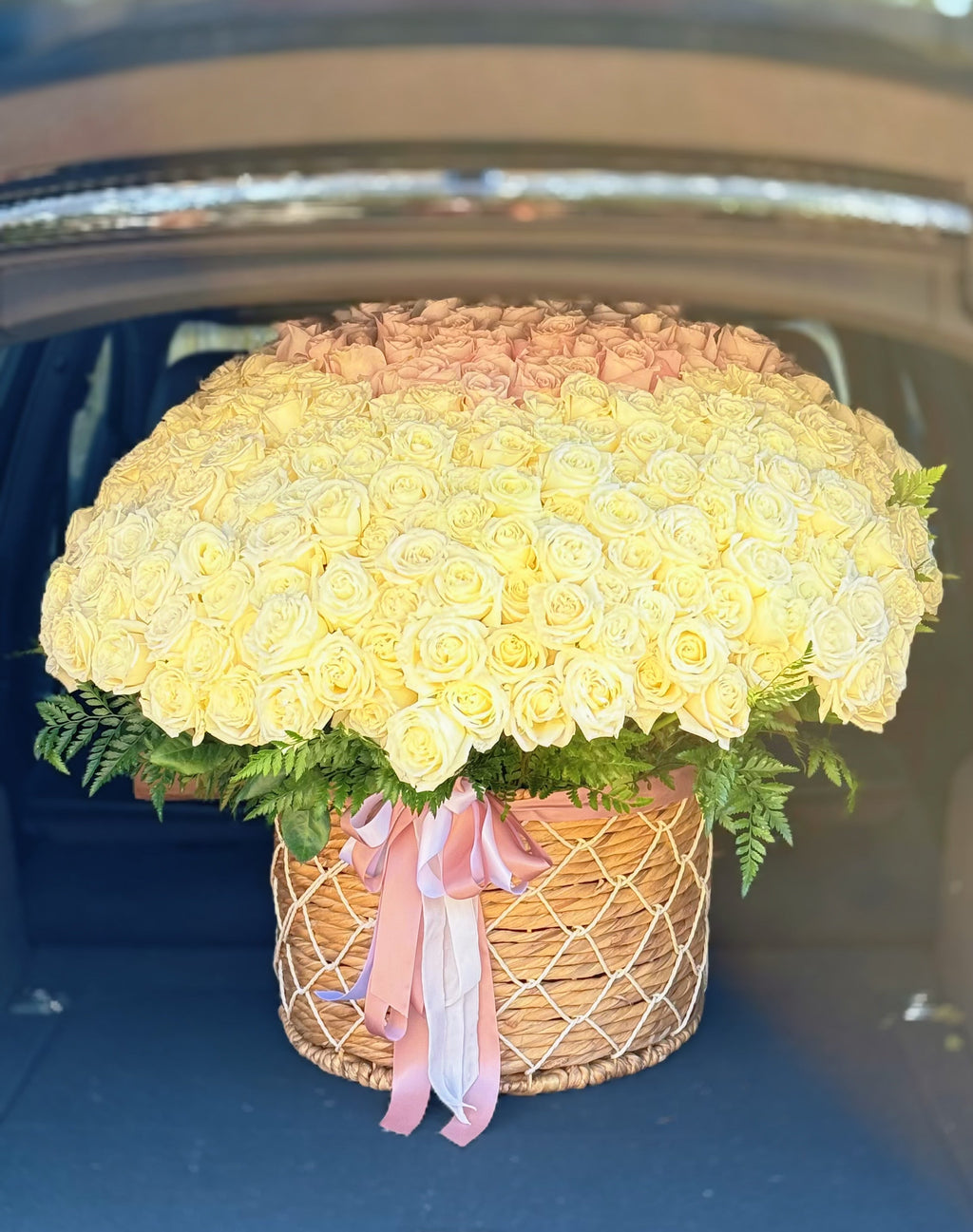 👑The Crown Floristic Signature Bouquet