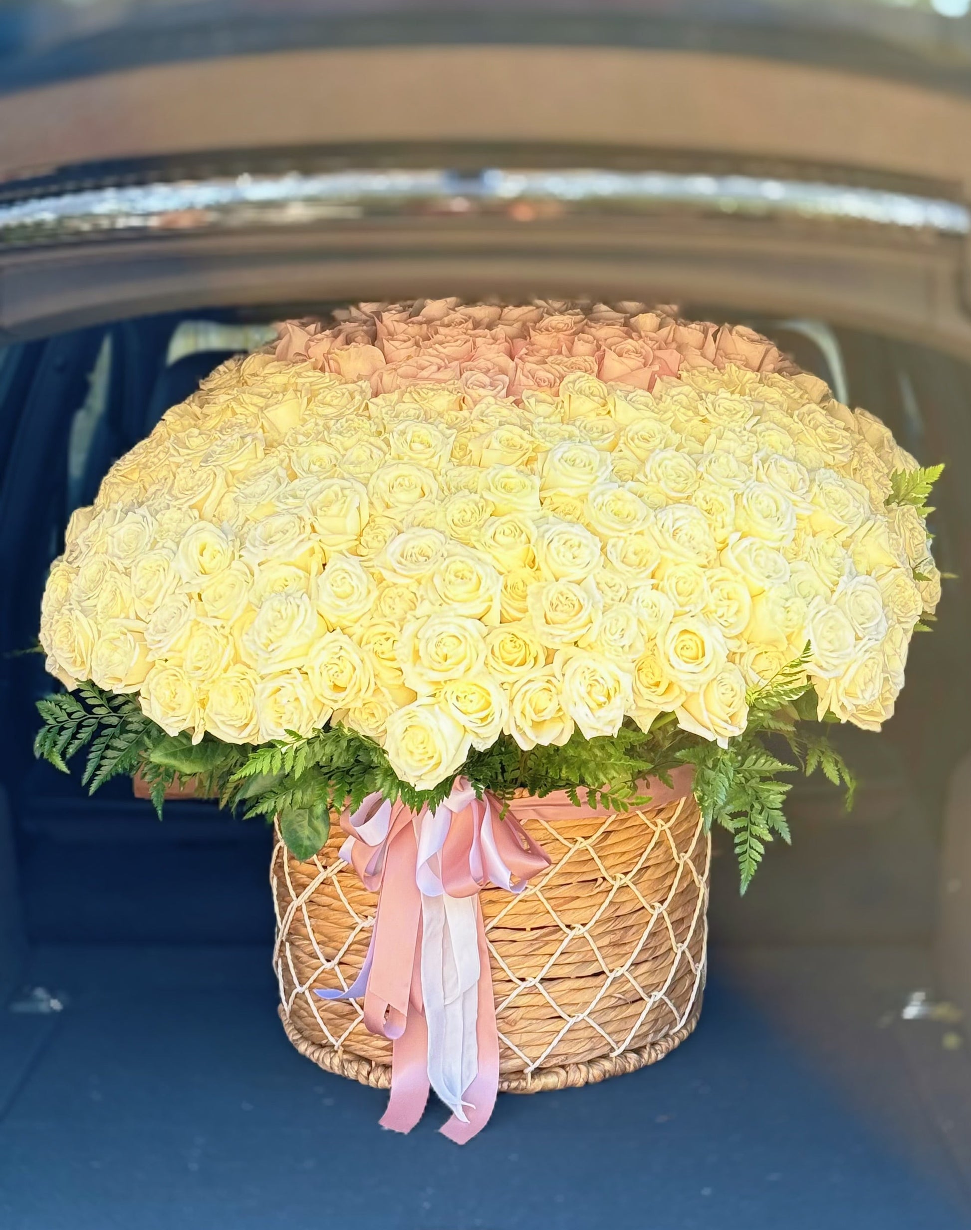 👑The Crown Floristic Signature Bouquet