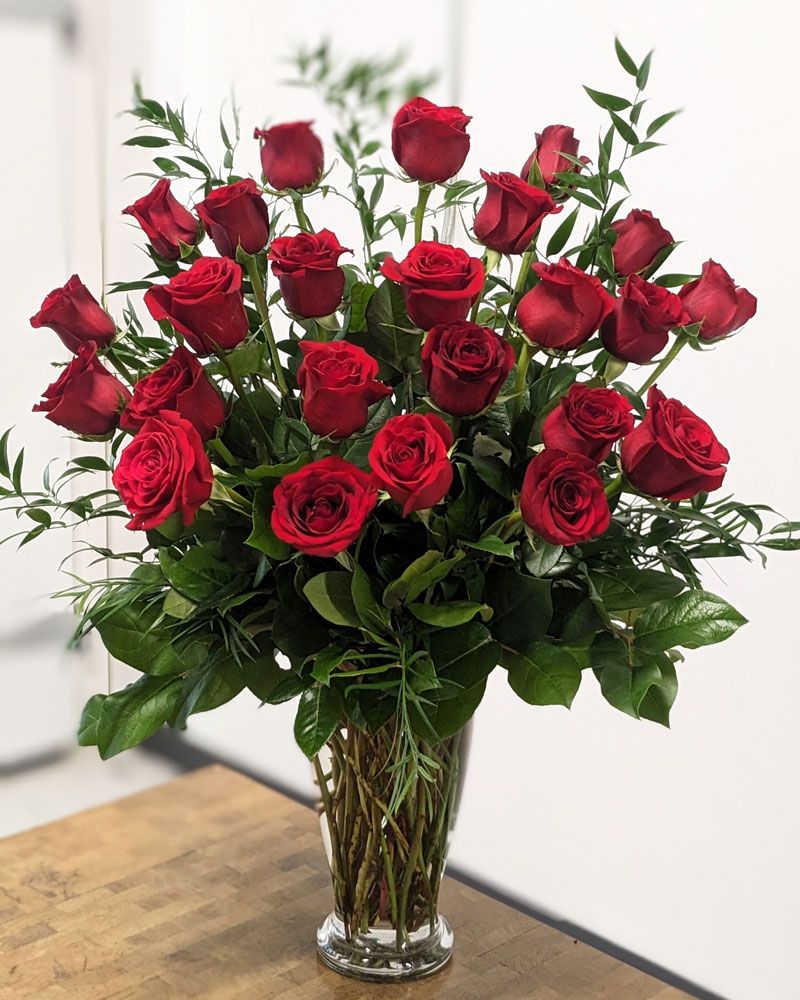 2 Dozen Roses in Vase